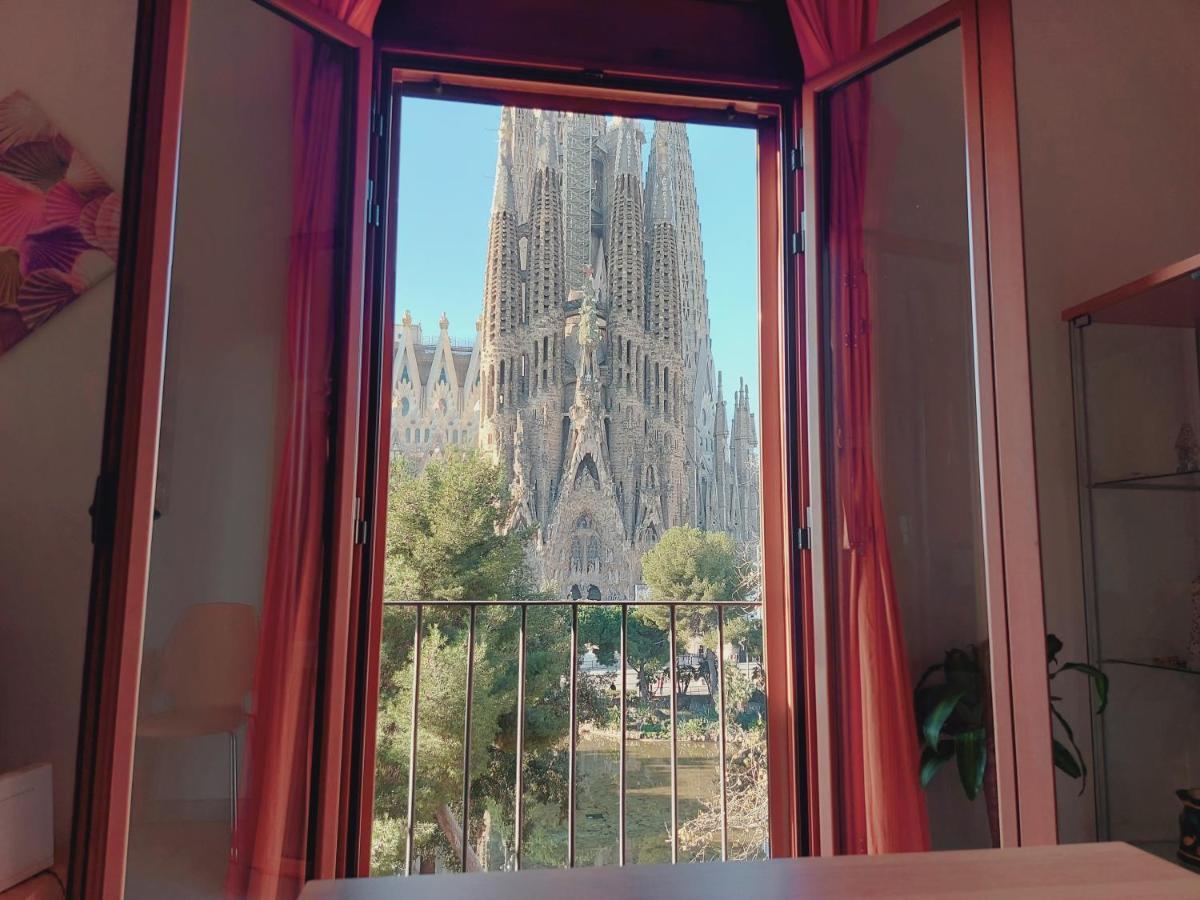 Absolute Sagrada Familia Lägenhet Barcelona Exteriör bild